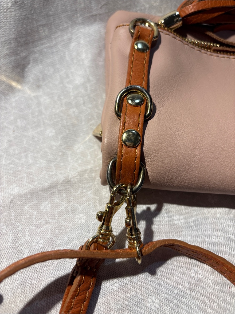 Vera Pelle Italian Leather Wristlet/Crossbody Purse - Picture 15 of 16